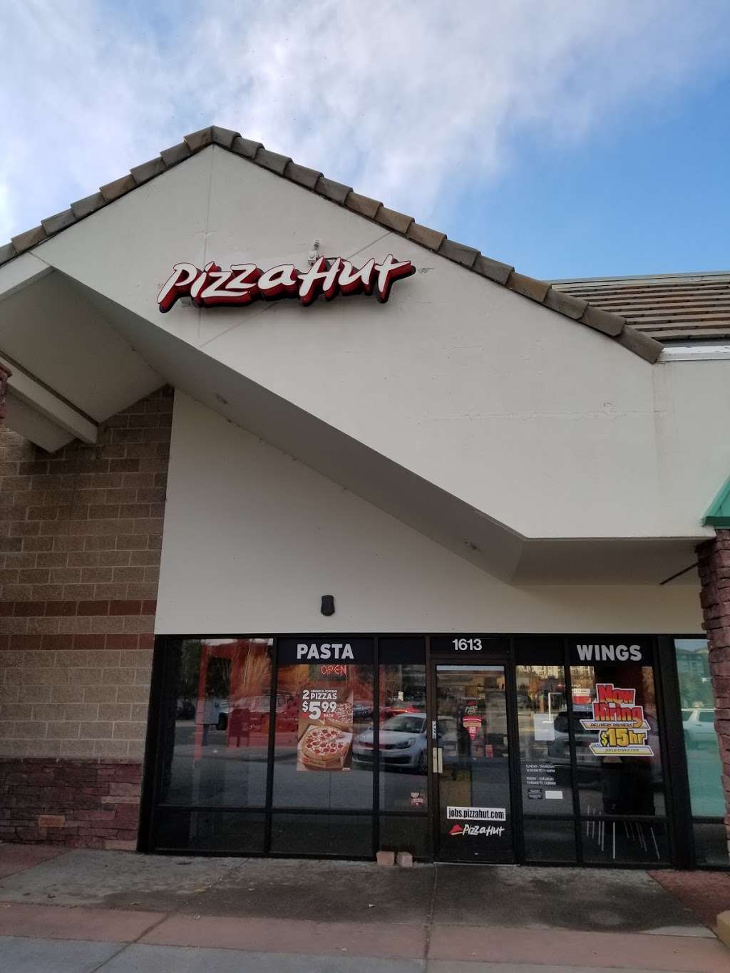 Pizza Hut | 1613 Coalton Rd, Superior, CO 80027 | Phone: (303) 494-5088