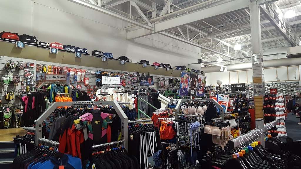 Sports Direct | Great Eastern Mills, King George Ave, Ilford IG2 7SH, UK | Phone: 0344 332 5409