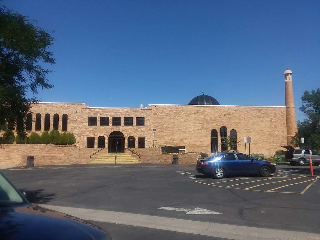Masjid Abu Bakr مسجد | 2071 S Parker Rd, Denver, CO 80231, USA | Phone: (303) 696-9800