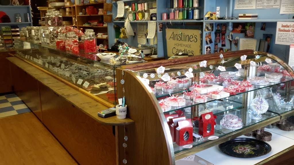 Anstines Candy Box | 1901 S Queen St, York, PA 17403, USA | Phone: (717) 854-9269