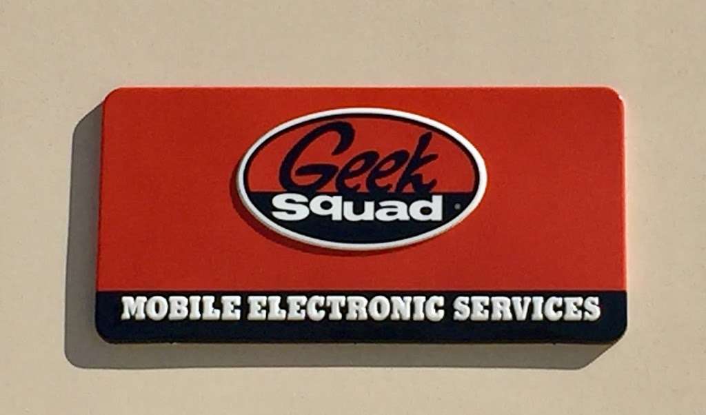 Geek Squad | 17414 La Cantera Pkwy Ste 106, San Antonio, TX 78257, USA | Phone: (210) 694-0574