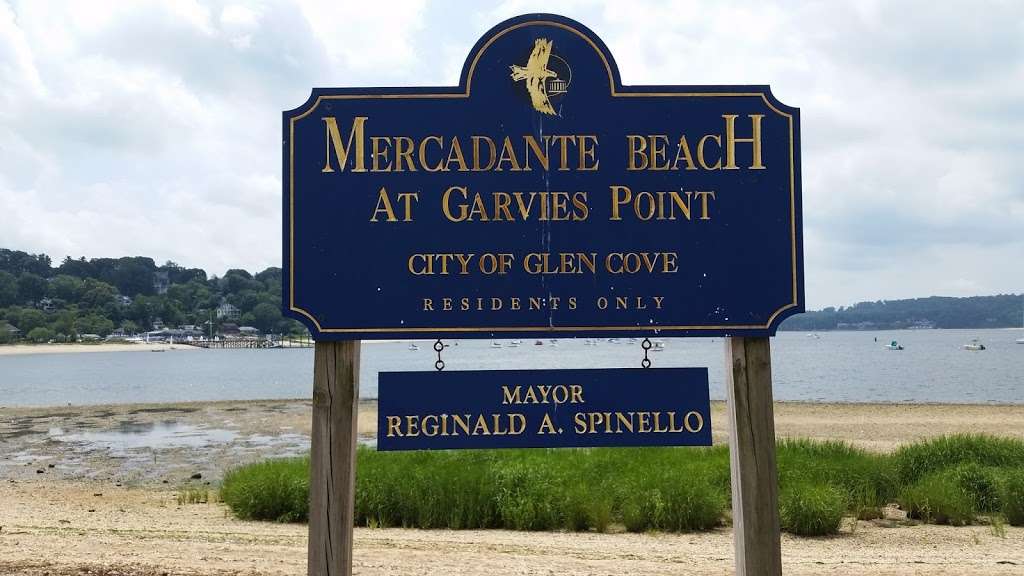 Mercadante Beach | 28 Garvies Point Rd, Glen Cove, NY 11542, USA