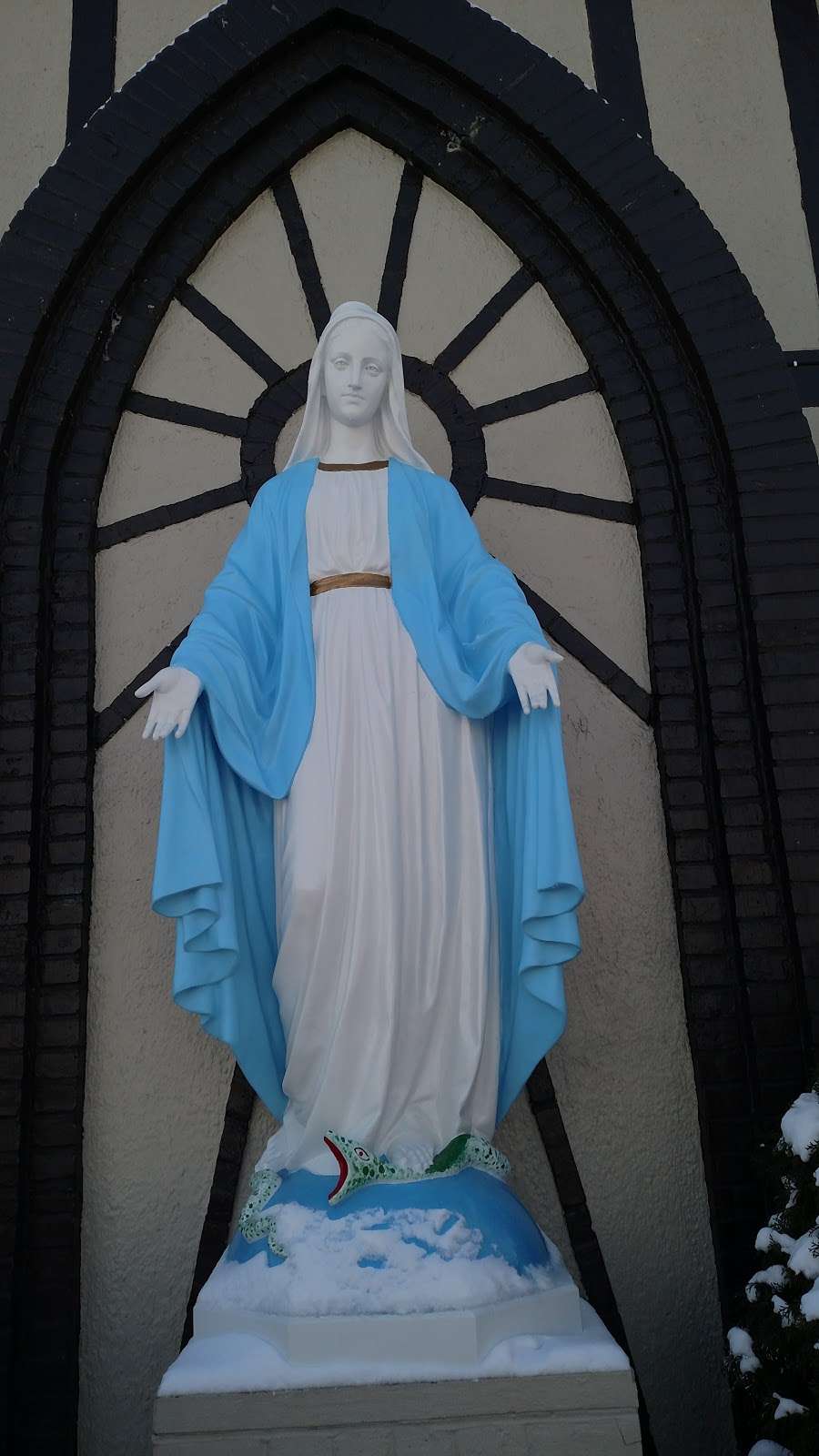 Mobil in 3801 Beach Channel Dr, Far Rockaway, NY 11691, USA