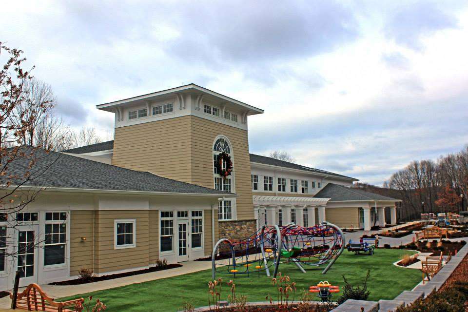 Regional Hospice and Palliative Care Center for Comfort Care & H | 30 Milestone Rd, Danbury, CT 06810, USA | Phone: (203) 702-7400