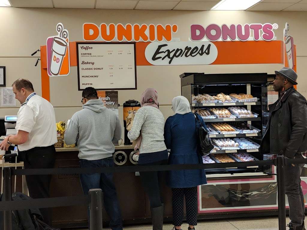 Dunkin Donuts Express | Chicago Department of Aviation Midway Terminal, 5700 S Cicero Ave, Chicago, IL 60638, USA