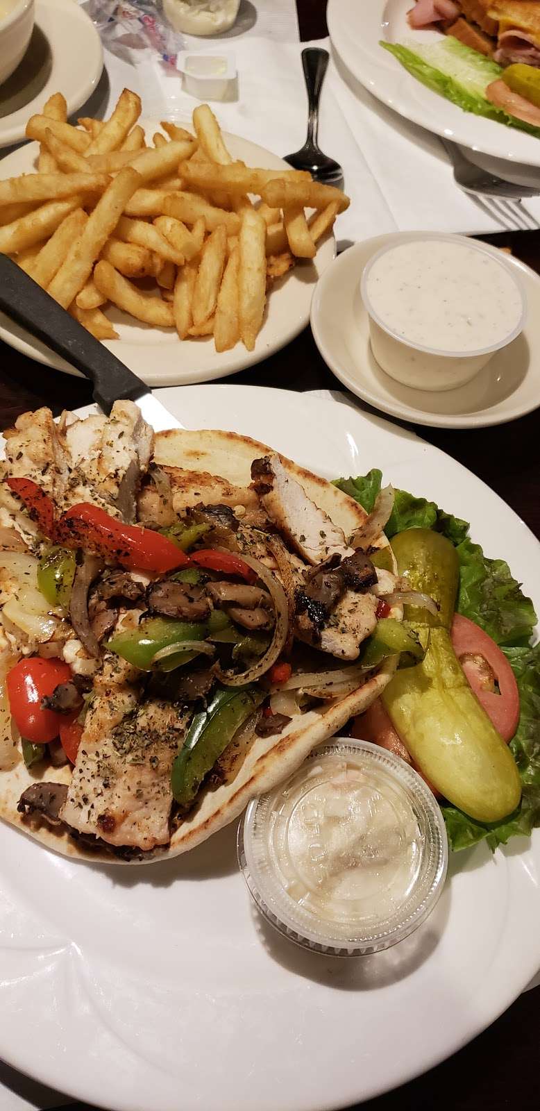 View Restaurant 8930 S Harlem Ave, Bridgeview, IL 60455, USA