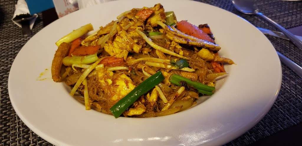 Thai Cafe | 55 Douglas Pike, Smithfield, RI 02917 | Phone: (401) 231-9462