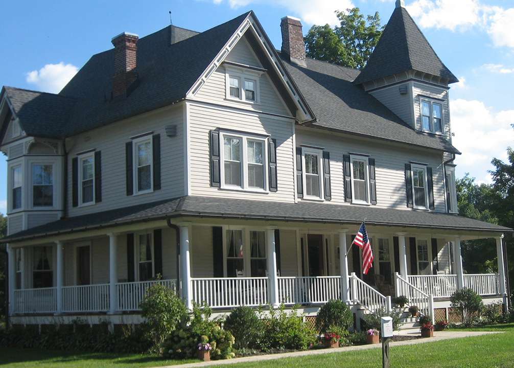 Raritan Inn At Middle Valley | 528 County Rd 513, Califon, NJ 07830, USA | Phone: (908) 832-6869