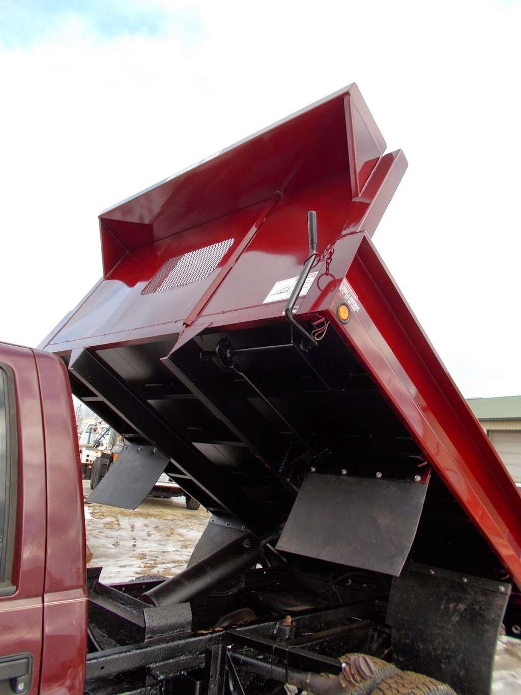 Northshore Truck & Equipment | 29900 Skokie Hwy B, Lake Bluff, IL 60044, USA | Phone: (847) 887-0200