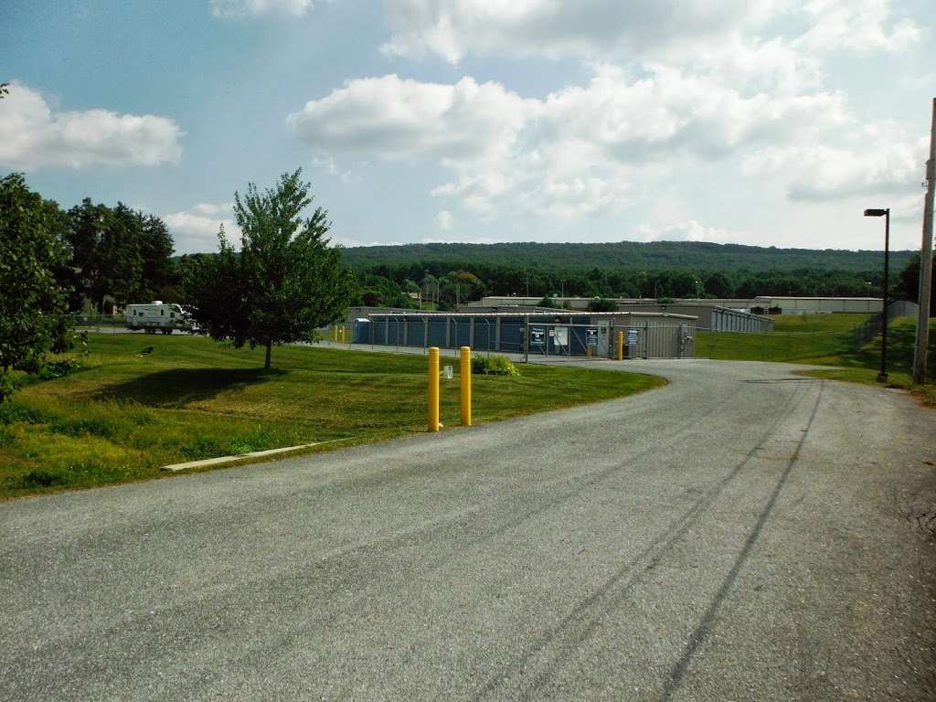 Storage World | 1188 W Penn Ave, Womelsdorf, PA 19567 | Phone: (610) 628-3311