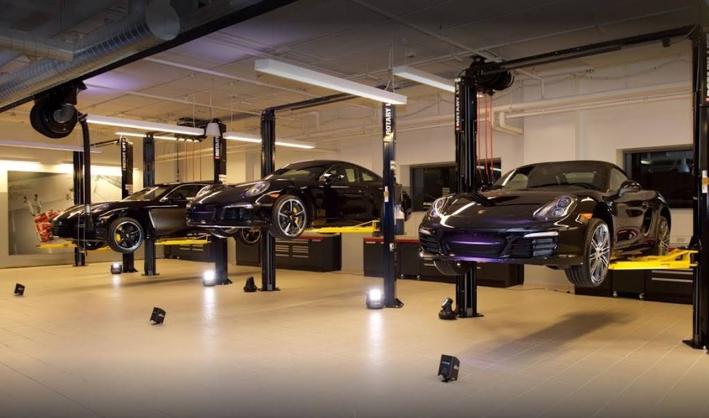 Manhattan Motorcars Porsche | 711 11th Ave, New York, NY 10019, USA | Phone: (877) 398-5126