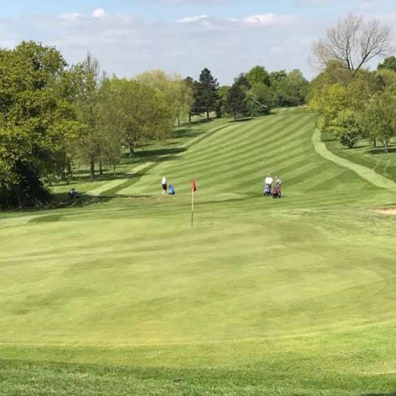 Chigwell Golf Club | Clubhouse, 156 High Rd, Chigwell IG7 5BH, UK | Phone: 020 8500 2059