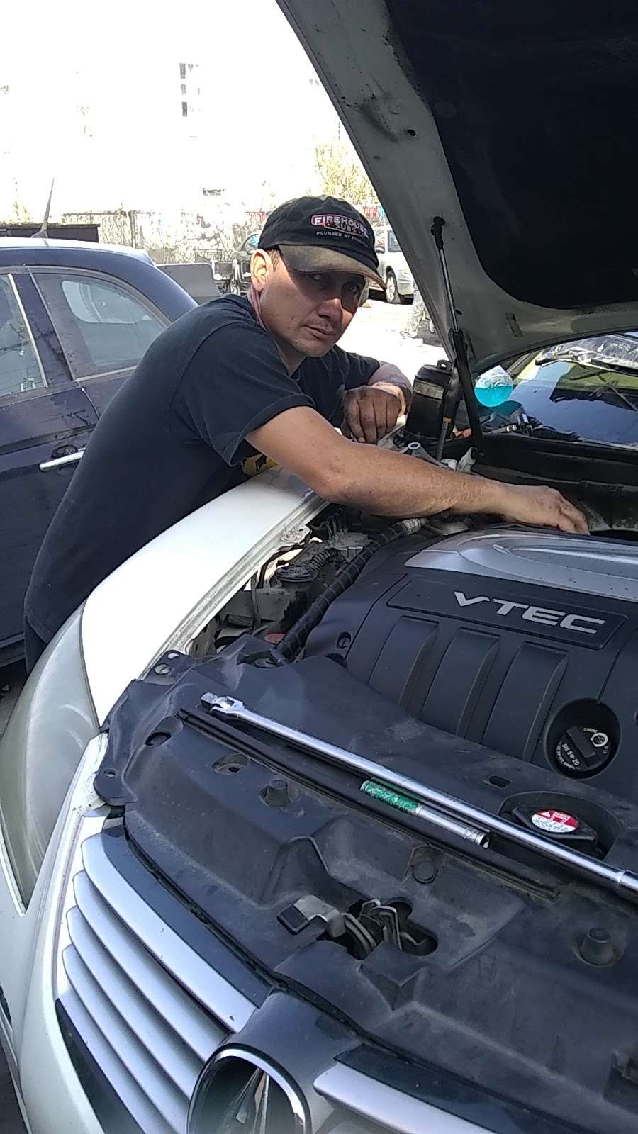 Luis Auto Repair | 3652, 7321 New Laredo Hwy, San Antonio, TX 78211, USA | Phone: (210) 739-2582 Luis Auto Repair | 3652, 7321 New Laredo Hwy, San Antonio, TX 78211, USA | Phone: (210) 739-2582
