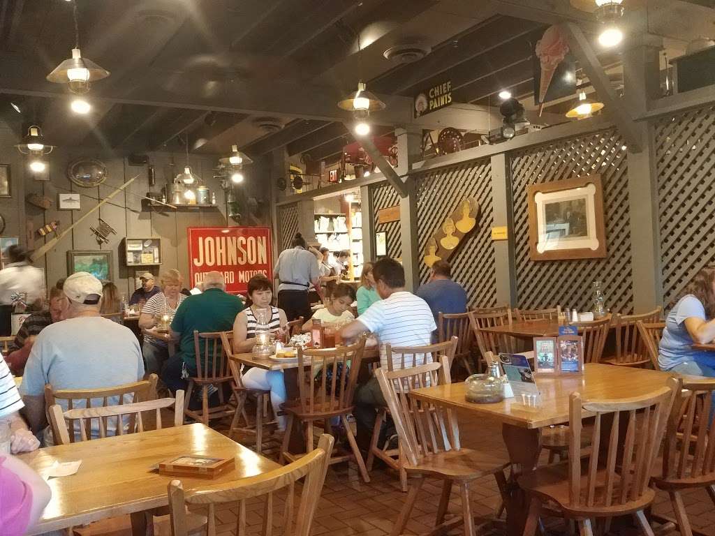 Cracker Barrel Old Country Store | 7720 Main St Suite 19, Fogelsville, PA 18051, USA | Phone: (610) 481-0055