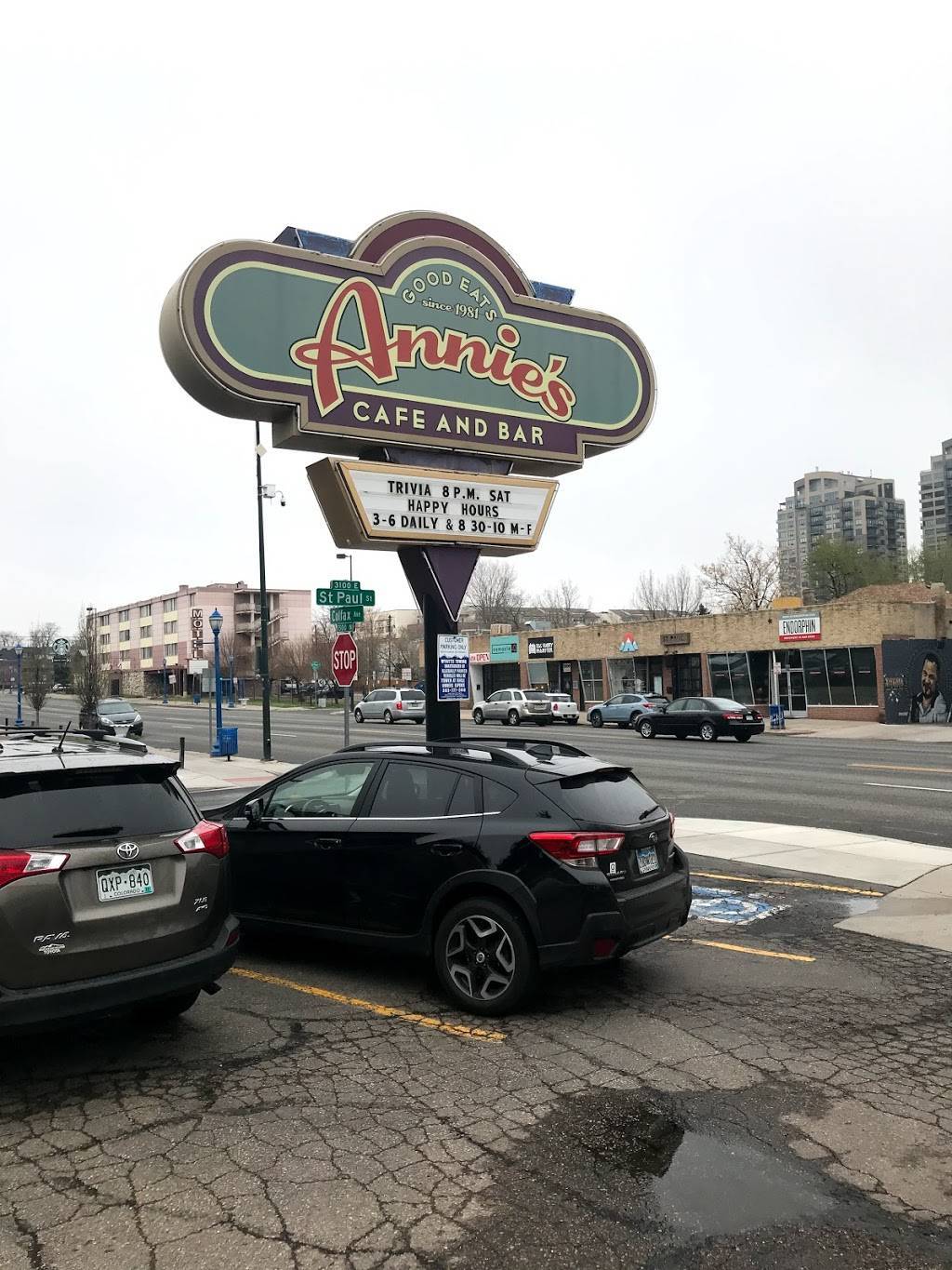 Annies Cafe and Bar | 3100 E Colfax Ave, Denver, CO 80206, USA | Phone: (303) 355-8197