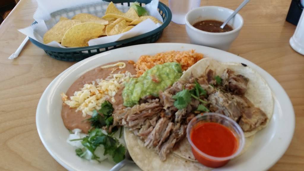 Los Jarrones Mexican Food | 801 E Paisano Dr, El Paso, TX 79901, USA | Phone: (915) 544-9990