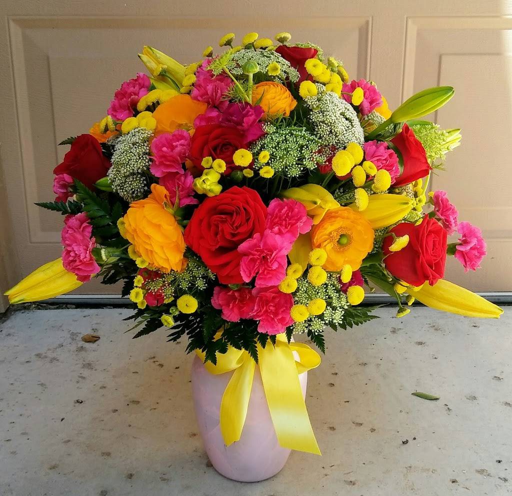 A2Z Flowers & Gift Boutique | 225 E Laredo Ave, Gilbert, AZ 85296, USA | Phone: (480) 740-9466