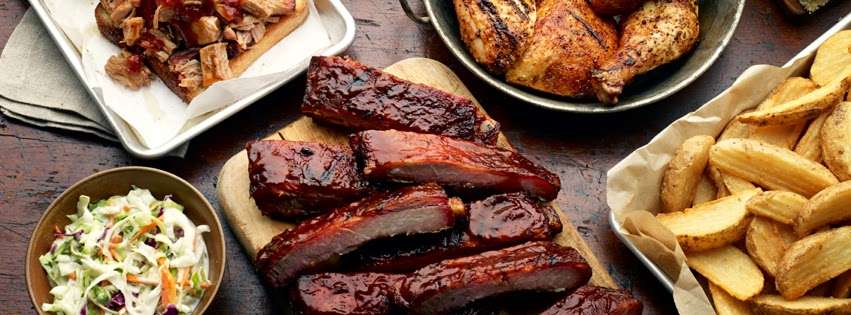 Famous Daves Bar-B-Que | 4215 E Black Horse Pike, Mays Landing, NJ 08330, USA | Phone: (609) 569-9910