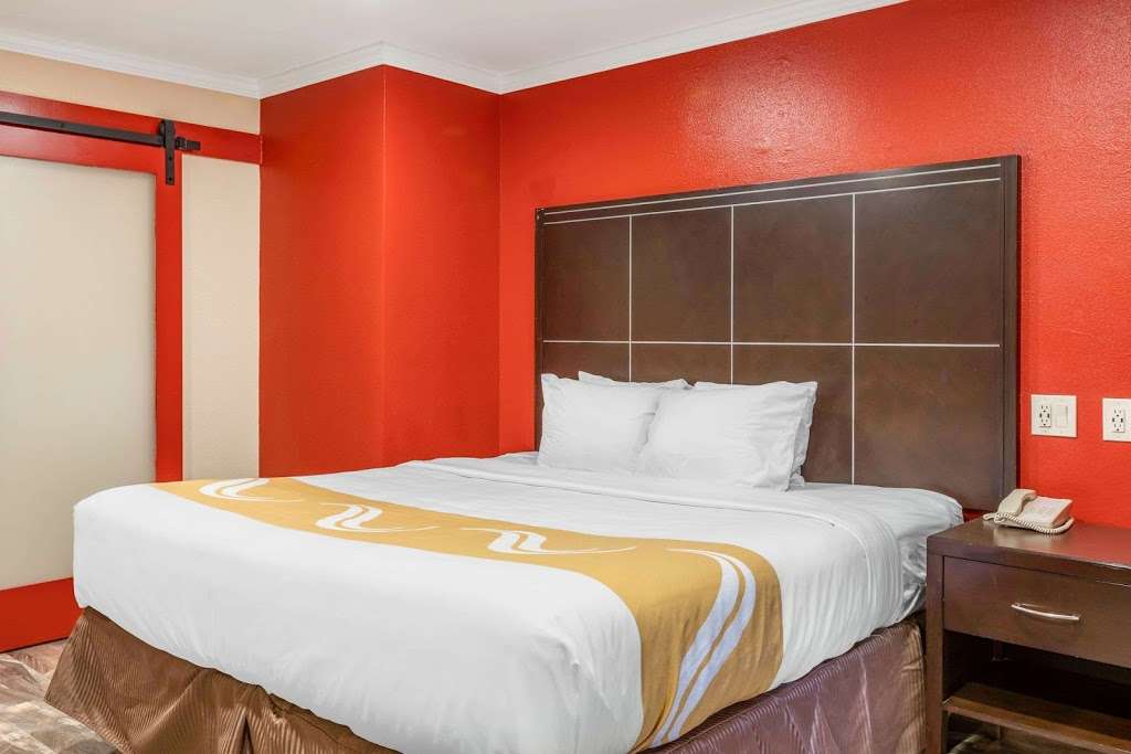 Quality Inn & Suites Buena Park Anaheim | 7555 Beach Blvd, Buena Park, CA 90620 | Phone: (714) 522-7360