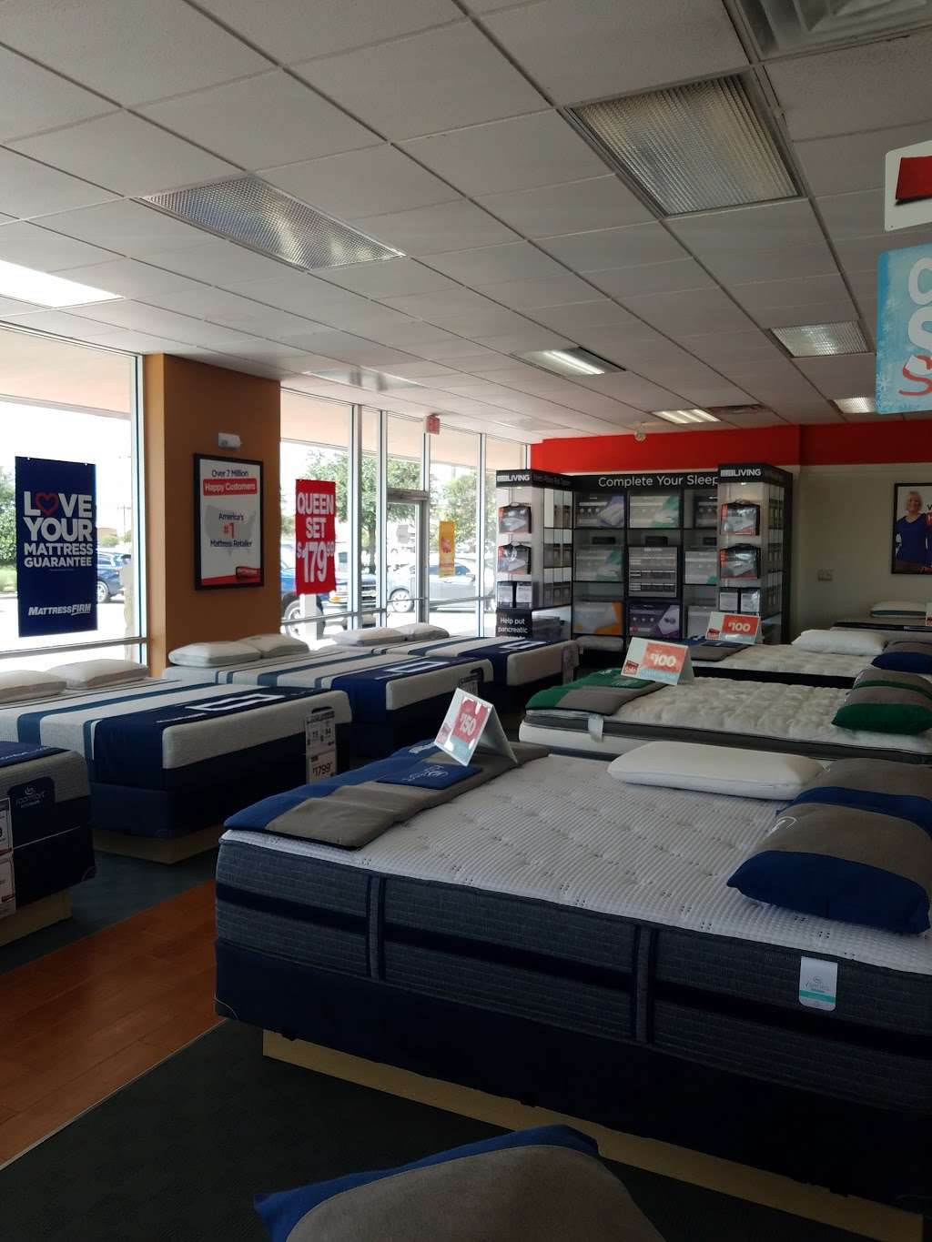 Mattress Firm Rosenberg | 2727 Mercantile Dr Ste 302, Rosenberg, TX 77471, USA | Phone: (281) 232-3115