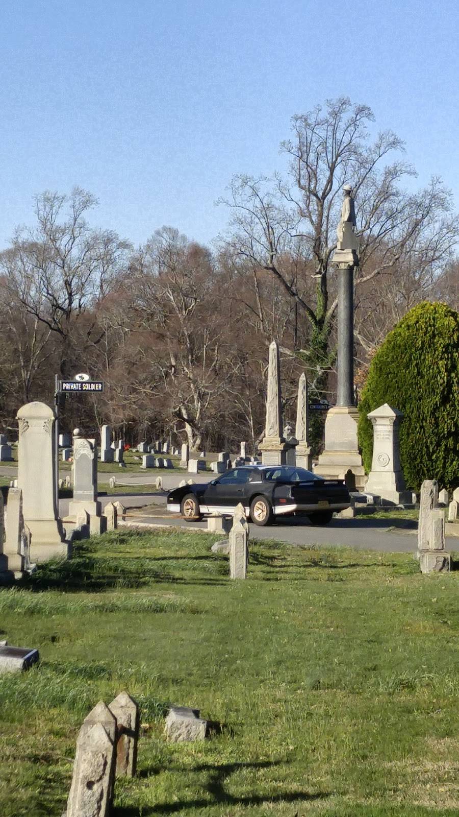 Oakwood Cemetery | 3101 Nine Mile Rd, Richmond, VA 23223, USA | Phone: (804) 646-4473