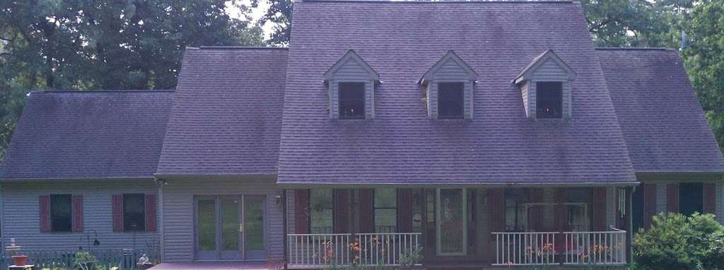 The Roof Cleaners LLC | 109 Ridge Ln, Oxford, PA 19363 | Phone: (610) 842-2104