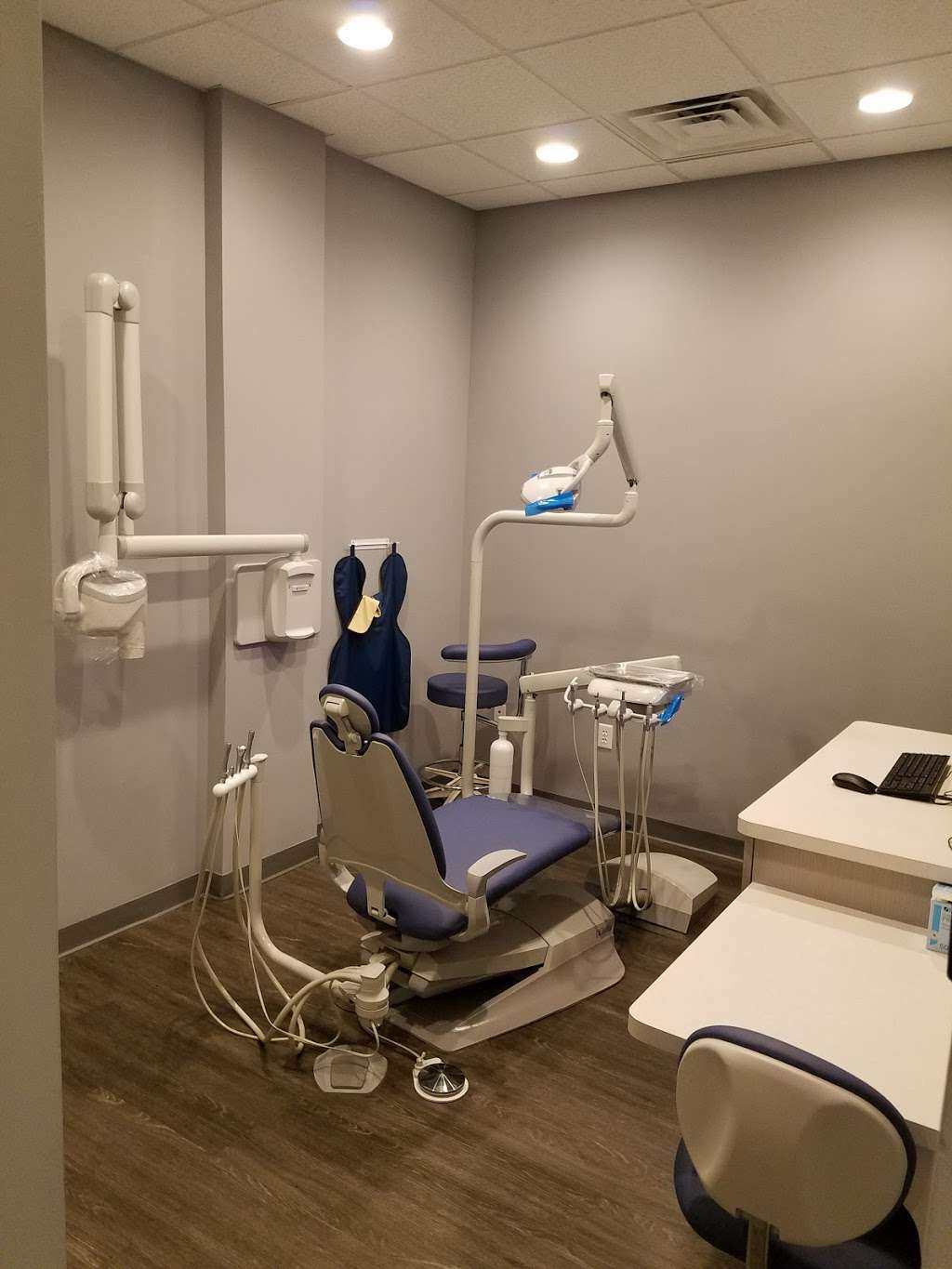 Family Health Source Dental | 1205 S Woodland Blvd Suite 4, DeLand, FL 32720 | Phone: (386) 888-4911