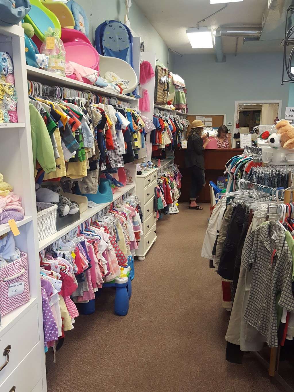 Kids Closet | 27884 Meadow Dr, Evergreen, CO 80439, USA | Phone: (303) 674-5881