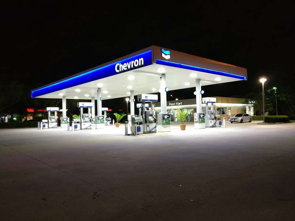 Chevron | 10255 Pines Blvd, Pembroke Pines, FL 33026, USA | Phone: (954) 430-5525