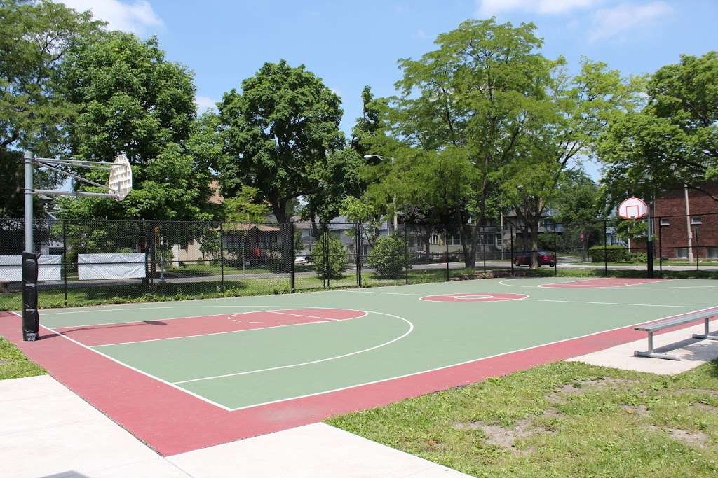 Longfellow Recreation Center | 610 S Ridgeland Ave, Oak Park, IL 60304, USA | Phone: (708) 383-6909