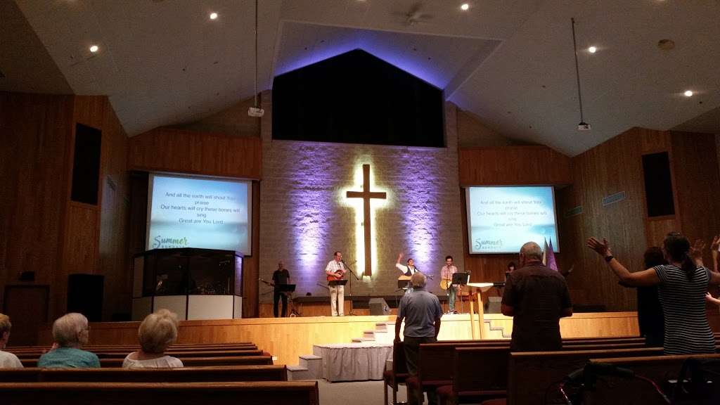 Oak Brook Community Church | 3100 Midwest Rd, Oak Brook, IL 60523, USA | Phone: (630) 986-0310