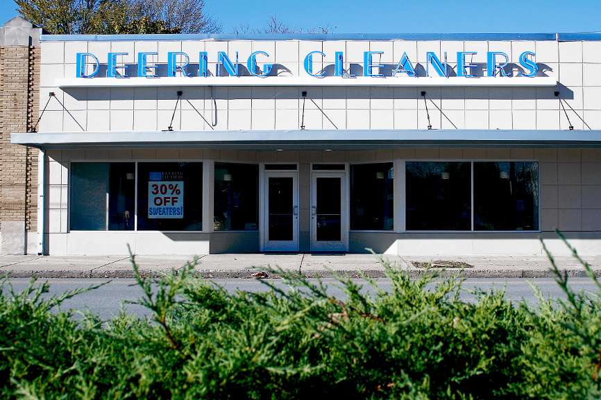 Deering Cleaners Downtown | 3838 N Illinois St, Indianapolis, IN 46208, USA | Phone: (317) 925-5335