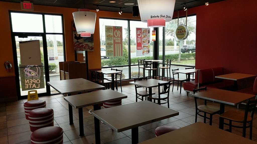 KFC | 7610 SE Maricamp Rd, Ocala, FL 34472, USA | Phone: (352) 680-3623