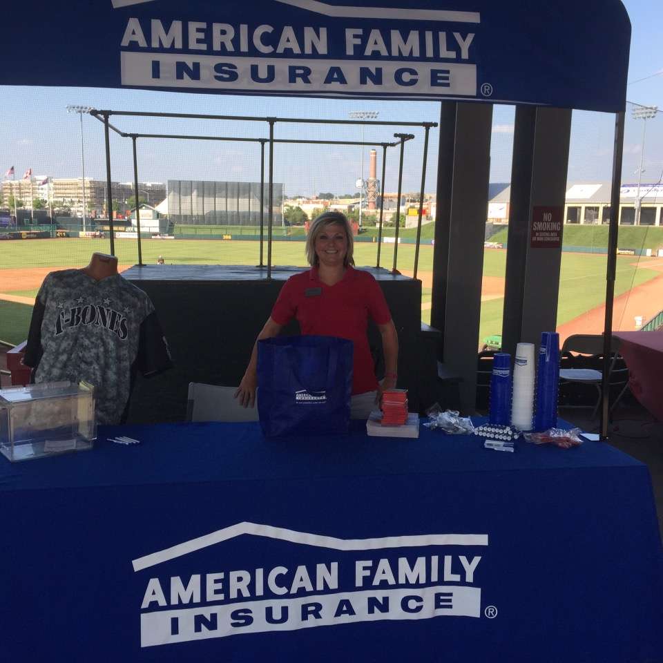 American Family Insurance - Michelle Hereford | 8160 Parallel Pkwy Ste 102, Kansas City, KS 66112, USA | Phone: (913) 299-3000