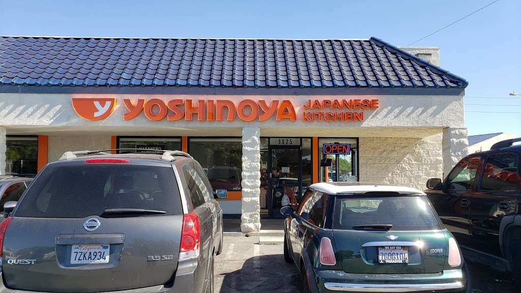Yoshinoya Gardena | 1825 W Redondo Beach Blvd, Gardena, CA 90249, USA | Phone: (310) 532-3063