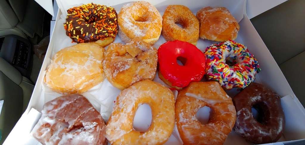 Shipleys Donuts | 5400 S Parker Rd, Aurora, CO 80015 | Phone: (720) 870-0465