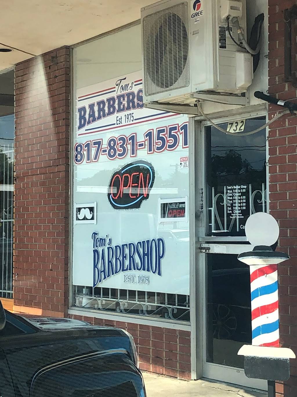 Toms Barber Shop | 732 N Sylvania Ave, Fort Worth, TX 76111, USA | Phone: (817) 831-1551