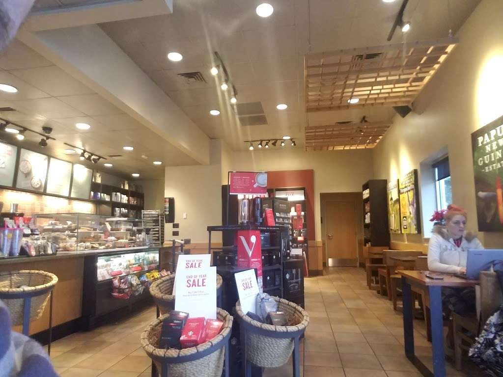 Starbucks | 1945 N Interstate 35E, Carrollton, TX 75006, USA | Phone: (972) 242-5686
