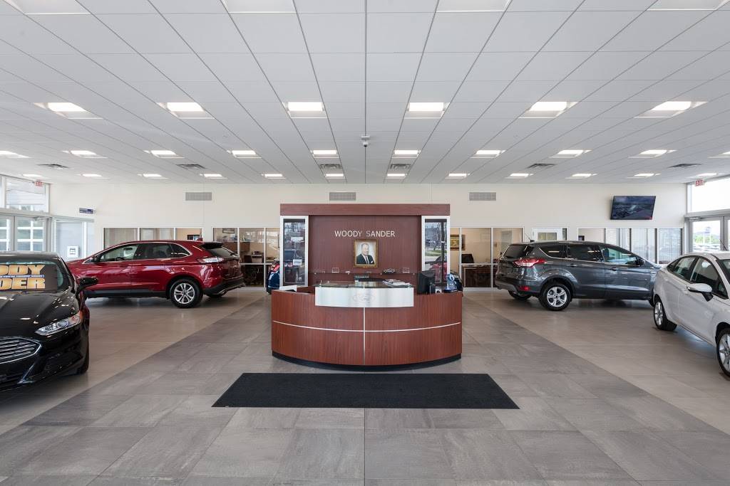 Woody Sander Ford | 235 W Mitchell Ave, Cincinnati, OH 45232, USA | Phone: (513) 541-5586