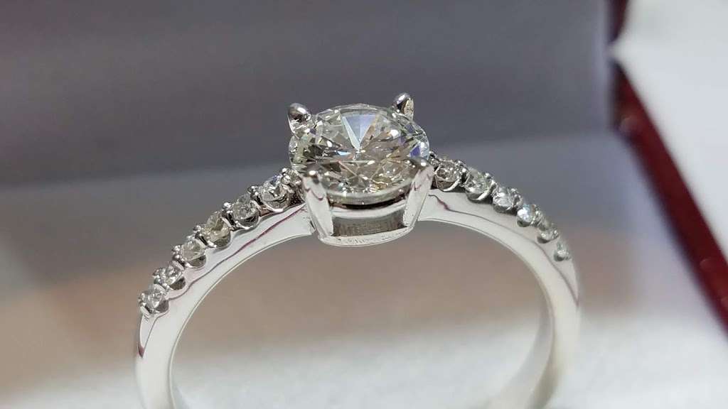AQ Jewelers | 42841 Creek View Plaza #125, Ashburn, VA 20147, USA | Phone: (703) 726-8938