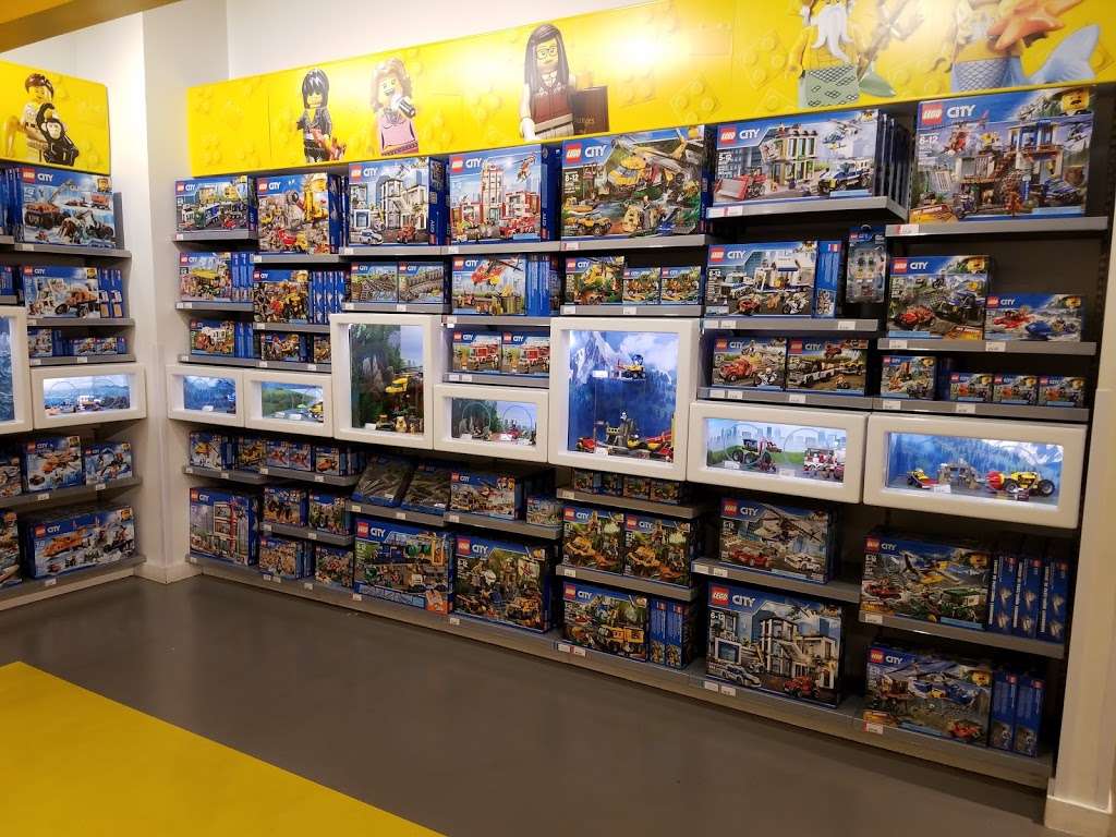 The LEGO Store | 7000 Arundel Mills Cir, Hanover, MD 21076, USA | Phone: (410) 379-5245