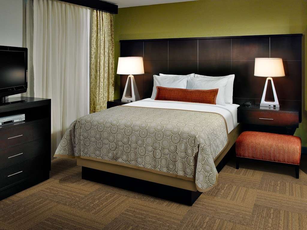 Staybridge Suites Denver South - Highlands Ranch | 8211 Southpark Cir, Littleton, CO 80120, USA | Phone: (303) 347-9901