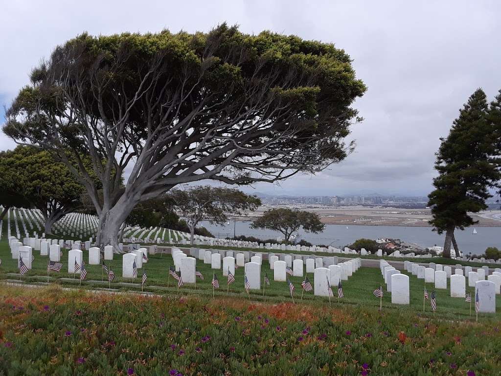 Fort Rosecrans National Cemetery | 1700 Cabrillo Memorial Dr, San Diego, CA 92106, USA | Phone: (619) 553-2084