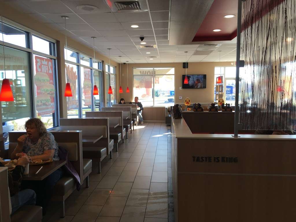 Burger King | S64W15924 Commerce Center Parkway, Muskego, WI 53150, USA | Phone: (414) 422-9596