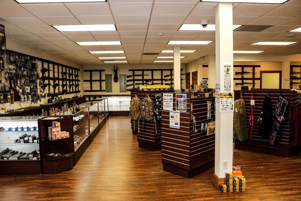 Spring Guns & Ammo- Crosby | 5911 FM 2100, Crosby, TX 77532 | Phone: (281) 328-2800