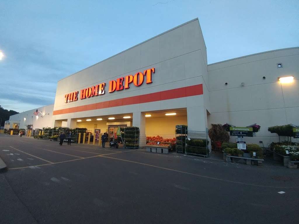 The Home Depot | 73-01 25th Ave, East Elmhurst, NY 11370, USA | Phone: (718) 507-9007