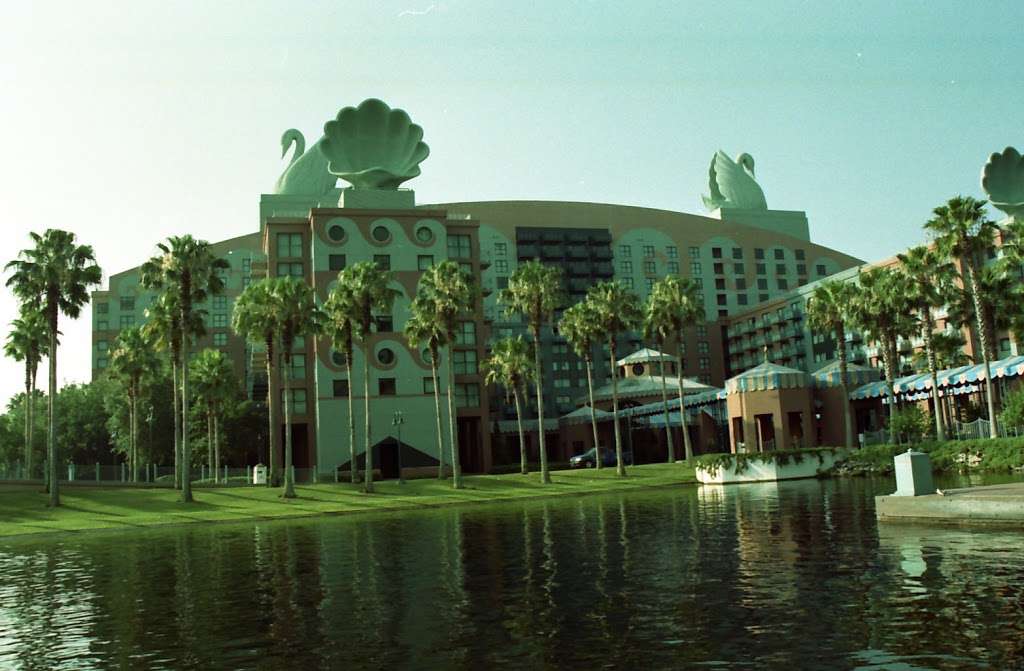 Boat Launch Walt Disney World Dolphin Hotel | Kissimmee, FL 34747