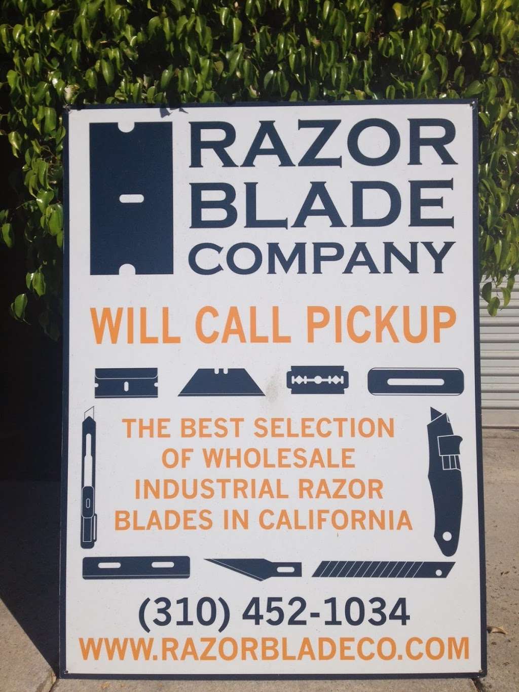 The Razor Blade Company | 15500 Erwin St #1049, Van Nuys, CA 91411, USA | Phone: (310) 452-1034