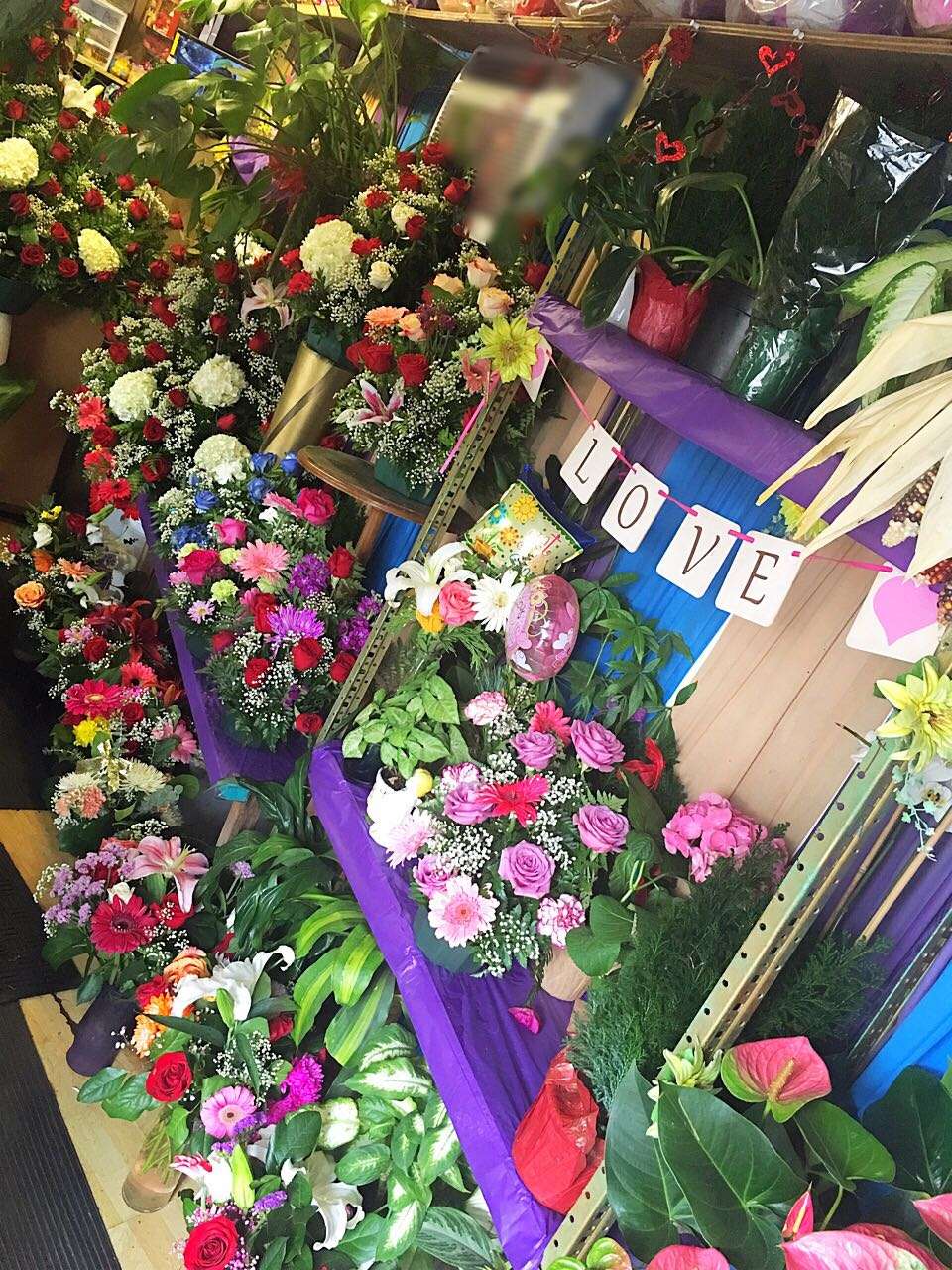 Joshuas Flowers | 5208 Atlantic Ave, Long Beach, CA 90808, USA | Phone: (213) 880-9283