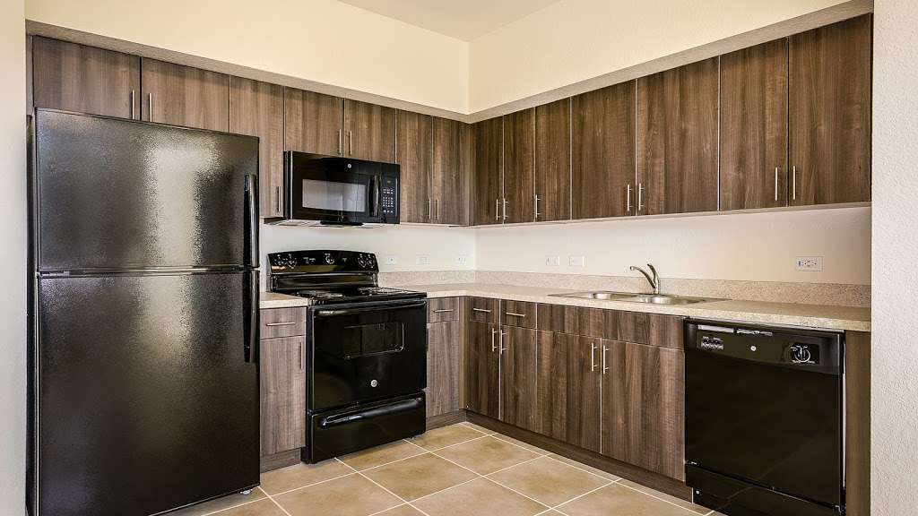 Allapattah Trace 3401 Nw 17th Ave Miami Fl 33142 Usa